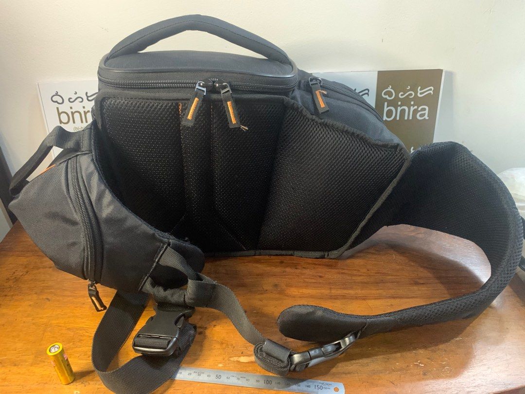Case Logic Camera Crossbody Bag (Category: Camera Bags & Carriers) located in Carmona. Submitted by bihira (Listing ID 1405802279, Image 3). Description: • FOR SALE • *** Please Read before inquiring *** *** Actual Photos Posted *** “Treat others as you would like to be treated.” *** Price Posted *** *** Item is Located in Carmona Cavite, can ship via JnT / LBC *** *** Still available while posted *** *** Payment Thru GCASH or Bank Transfer *** *