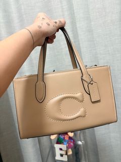 (Category: ) located in . Submitted by prettythingsbyn (Listing ID 1405876247, Image 1). Description: .