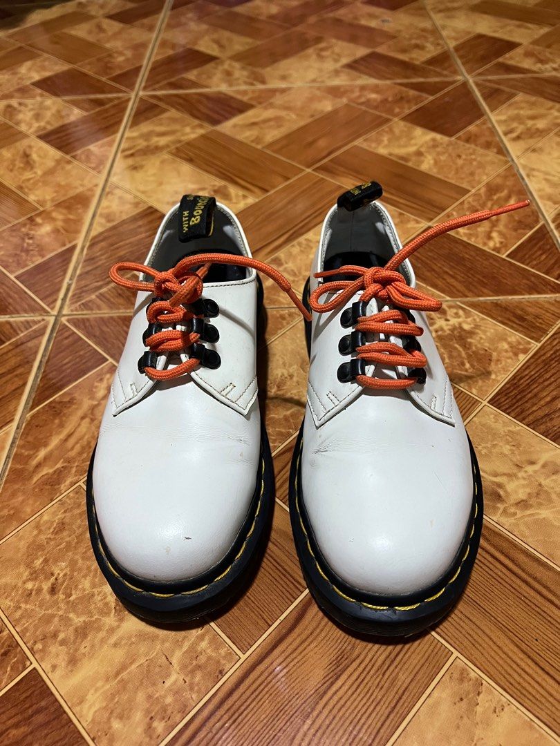 Dr. martens (Category: Loafers) located in Binmaley. Submitted by jayvecatalan21 (Listing ID 1405826644, Image 1). Description: Size 36 Good Condition .