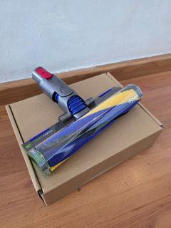 (Category: ) located in . Submitted by dyson.service.weihan (Listing ID 1405788587, Image 1). Description: .