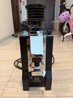 (Category: ) located in . Submitted by tennishead (Listing ID 1405783951, Image 1). Description: .