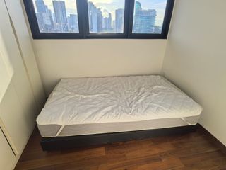 (Category: ) located in . Submitted by lyndi1234 (Listing ID 1405804241, Image 1). Description: .