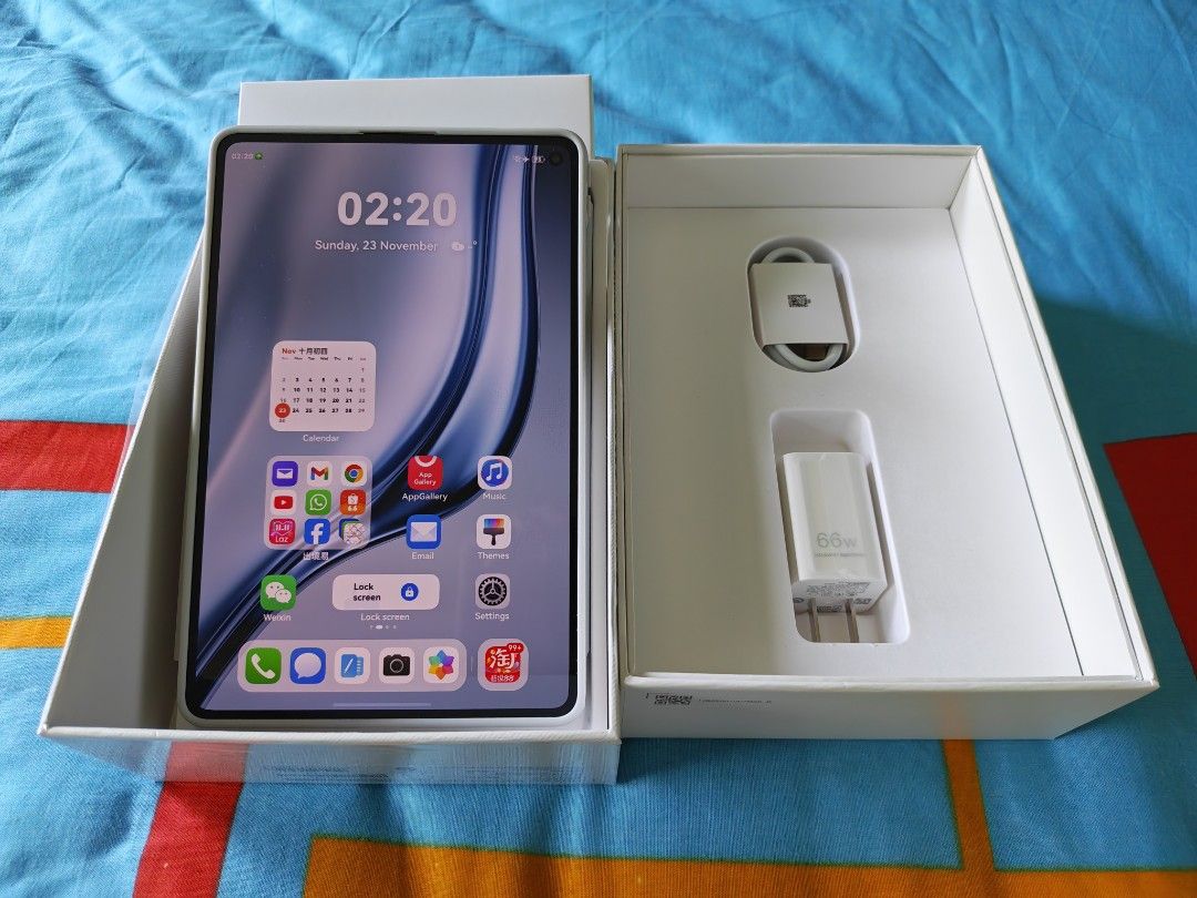 Huawei MatePad Mini Tablet with Case, Mobile Phones & Gadgets, Tablets ...