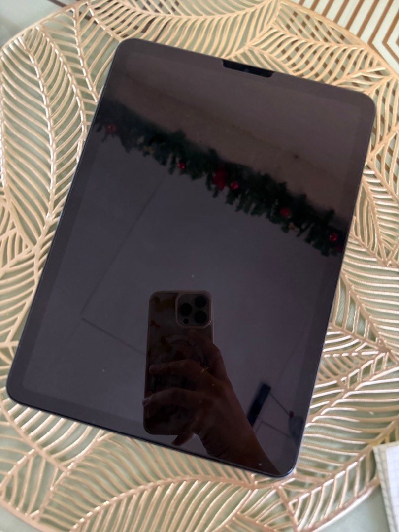 iPad Air 5th gen 64GB (Category: iPad) located in Binan City. Submitted by meraki_joylaaaaa (Listing ID 1405735288, Image 1). Description: - iPad Air 5th gen - 64GB storage - Minor flaw (small dent on the corner) - Tempered Glass installed - Box (Signs of usage natambak) - With Unused Braided Charger - Chip Processor: M1 - Slightly negotiable - Meet-up only.