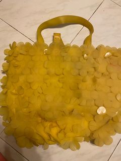 （分類：）位於 。 由 samyick 提交（商品編號 1405836242，圖片 1）。簡介： 。