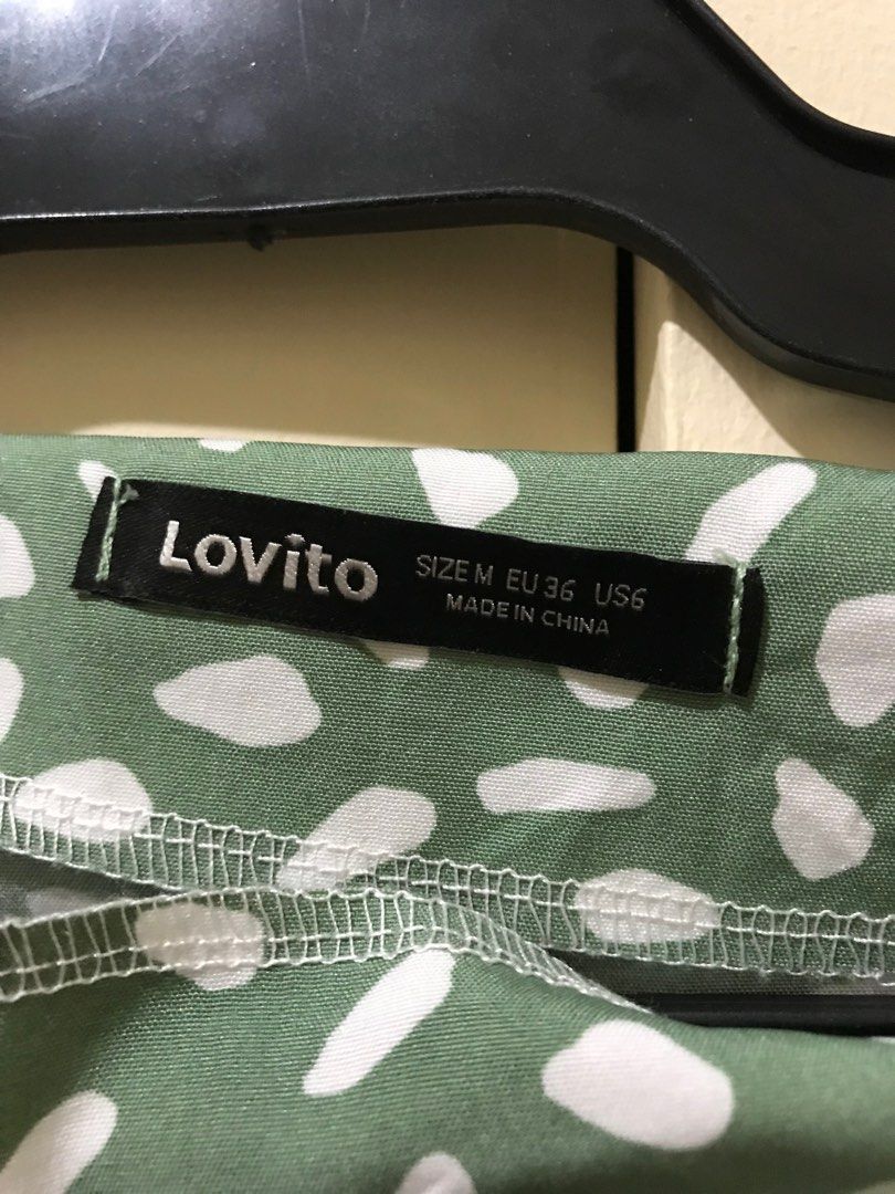 Lovito Green Polka Dot Midi Skirt (Category: Skirts) located in Quezon City. Submitted by rozch (Listing ID 1405803902, Image 3). Description: - Lovito midi skirt (used once sa HK trip) - Green with white polka dots - Size: M (EU 36, US 6) - Features a back slit - Made in China - Perfect for casual outings or Disneyland!.