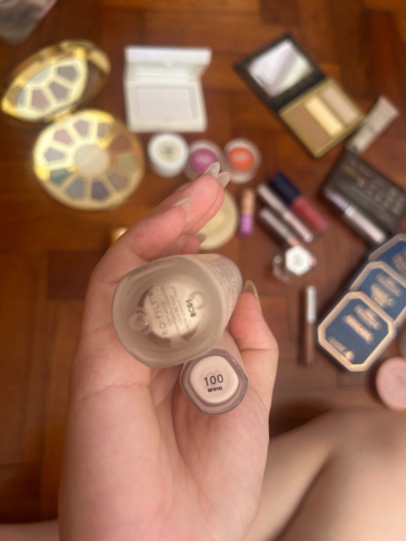 Makeup clearance bundle (Category: Makeup) located in Singapore. Submitted by violet.staycations (Listing ID 1405740745, Image 9). Description: Fenty pro filt’r foundation and concealer, all-over metallic powder raspberry rave Tarte make believe in yourself palette Fenty blotting powder in universal Tarte shape tape concealer, amazonian clay blush, tartiest pro glow to go palette Colourpop super shock shadow, jelly pop shadow, ultra glossy lip, D