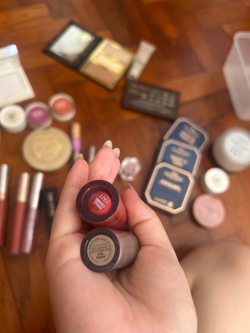 Makeup clearance bundle (Category: Makeup) located in Singapore. Submitted by violet.staycations (Listing ID 1405740745, Image 4). Description: Fenty pro filt’r foundation and concealer, all-over metallic powder raspberry rave Tarte make believe in yourself palette Fenty blotting powder in universal Tarte shape tape concealer, amazonian clay blush, tartiest pro glow to go palette Colourpop super shock shadow, jelly pop shadow, ultra glossy lip, D