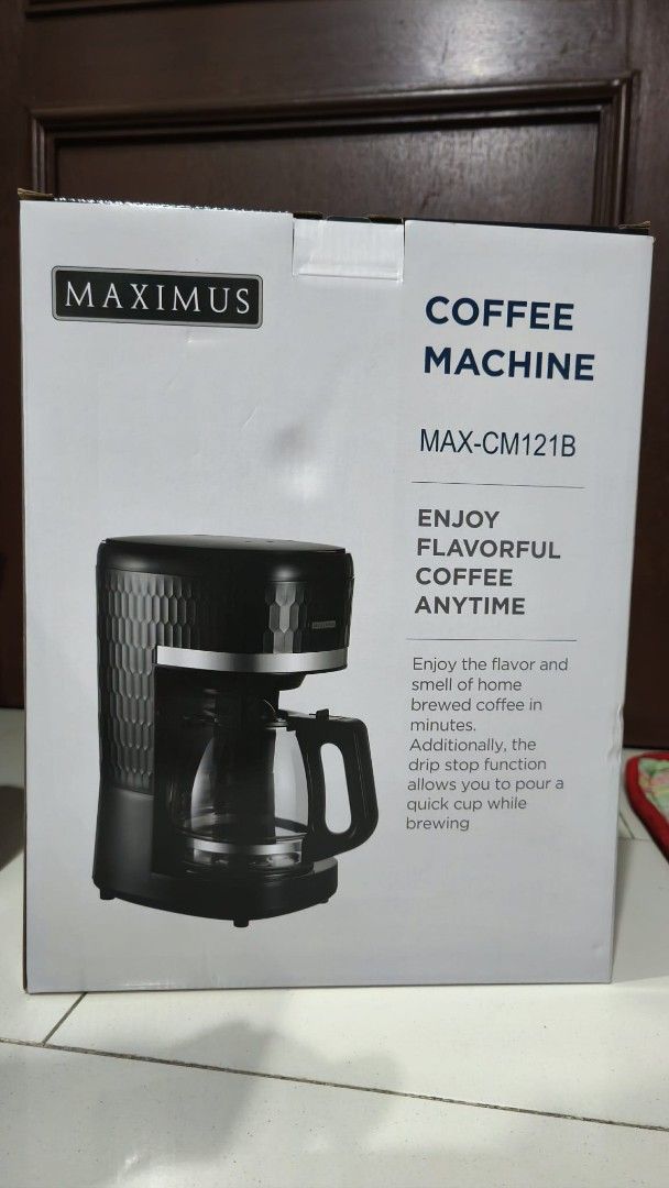 Maximus Electric Kettle MAX-K171B (Category: Kettles & Airpots) located in Cavite. Submitted by indigence (Listing ID 1405795716, Image 3). Description: Enjoy hot drinks with this Maximus electric kettle. Model MAX-K171B. The box indicates it is designed to cater to your daily needs, whether it's tea, coffee, or cereals. It has an optimum temperature for your convenience. brand new from Rustan's rfs:decluttering.