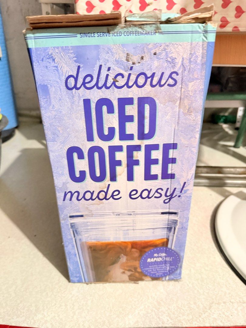 Mr. Coffee Iced Coffee Maker (Category: Coffee Machines & Makers) located in San Pablo. Submitted by dtanne (Listing ID 1405892260, Image 2). Description: - Brews iced coffee in under 4 minutes. - Includes reusable double-wall tumbler, lid, and straw. - Features RapidChill technology for quick cooling. - Easy and convenient way to make iced coffee at home. 110V from US.