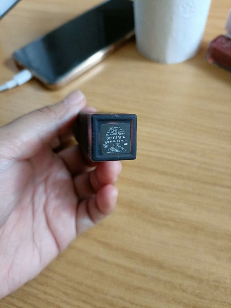 NARS DOLCE VITA (Category: Makeup) located in Calamba. Submitted by louisabella2123 (Listing ID 1405718469, Image 2). Description: .