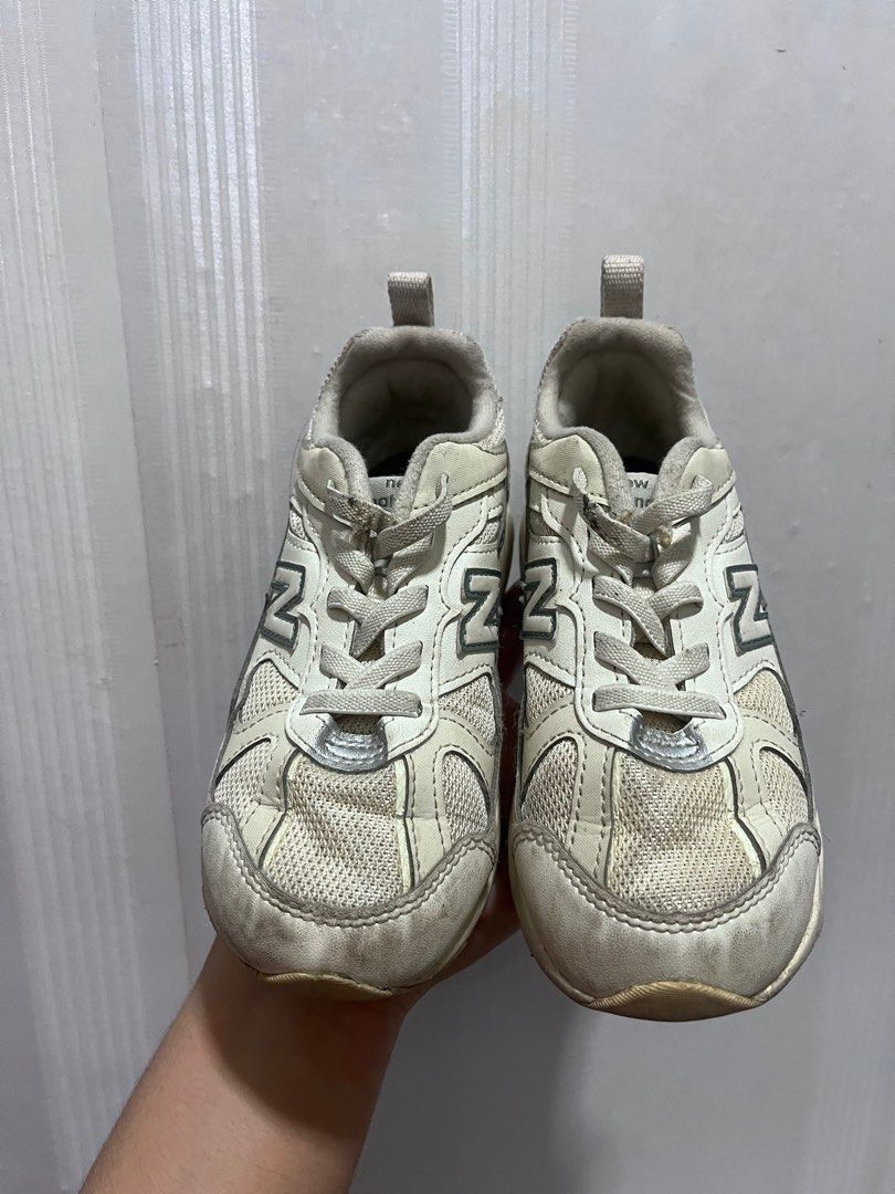 New Balance 878 Sneakers (Category: Babies & Kids Fashion) located in San Juan City. Submitted by raidjesscloset (Listing ID 1405735824, Image 2). Description: Original 100%. Size 12C US. or 17.5 cm. Lightly Used, Dirty lang because of storage. Like new pa pag nalabhan. Super steal!!.