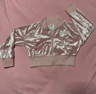 (Category: ) located in . Submitted by gemparadise (Listing ID 1405828384, Image 1). Description: .