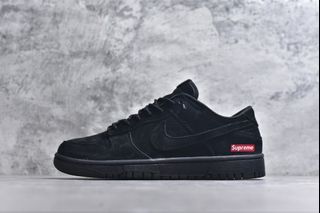 (Category: ) located in . Submitted by Outlet.Sneakers (Listing ID 1405725835, Image 1). Description: .
