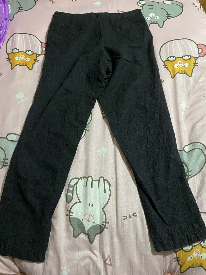 Onesimus Low Rise Black Trouser (Category: Trousers) located in Taguig. Submitted by tan0115 (Listing ID 1405837487, Image 2). Description: - Black straight-leg pants - Button and zipper closure - Made of woven fabric - Front and back pockets Measurement: Waist: 30" Length: 34 ".