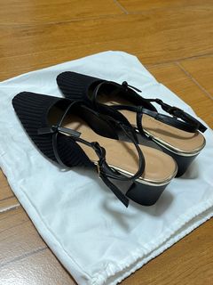 （分類：）位於 。 由 linsecondhand.333 提交（商品編號 1405878118，圖片 1）。簡介： 。