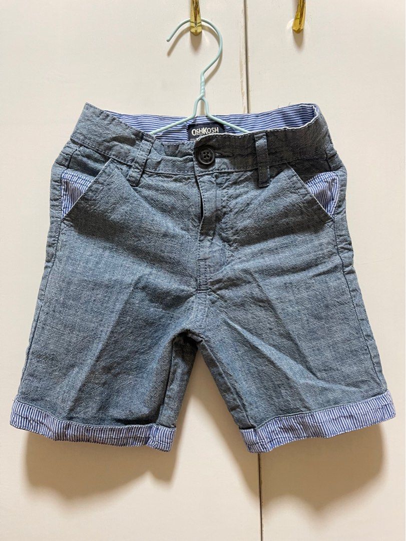 Oshkosh B'gosh Shorts (Category: Babies & Kids Fashion) located in Mexico. Submitted by kjoybernabe (Listing ID 1405871975, Image 1). Description: Oshkosh B'gosh shorts Size - Medium (3-5 y/o) Color - Blue RFS - outgrown/decluttering.