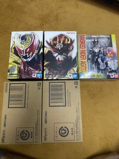 (Category: ) located in . Submitted by Collector_lowbudget (Listing ID 1405794274, Image 1). Description: .