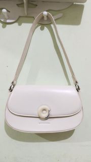 (Kategori: ) berada di . Dikirim oleh puffypuffff (ID iklan 1405857225, Gambar 1). Deskripsi: .