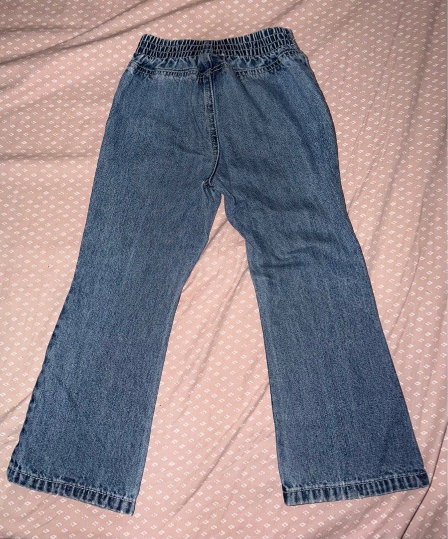 Tommy Hilfiger Flare Jeans 4T (Category: Babies & Kids Fashion) located in Tacloban City. Submitted by chaomg (Listing ID 1405875322, Image 2). Description: - Authentic Tommy Hilfiger flare jeans - Size: 4T - Classic denim wash - Comfortable elastic waistband - Features front pockets - Iconic Tommy Hilfiger logo - Stylish and durable MOP: GCash/Maya Payment.