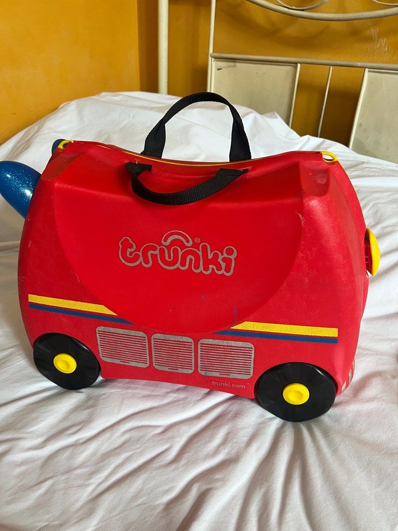 Trunki Luggage For Kids (Category: Other Babies Going Out Needs) located in Paranaque City. Submitted by closetclub308 (Listing ID 1405856903, Image 1). Description: Trunki Luggage for Kids ✨Well Used but in good condition Has signs of usage and scratches- no more sling 🏷️₱1000 negotiable.