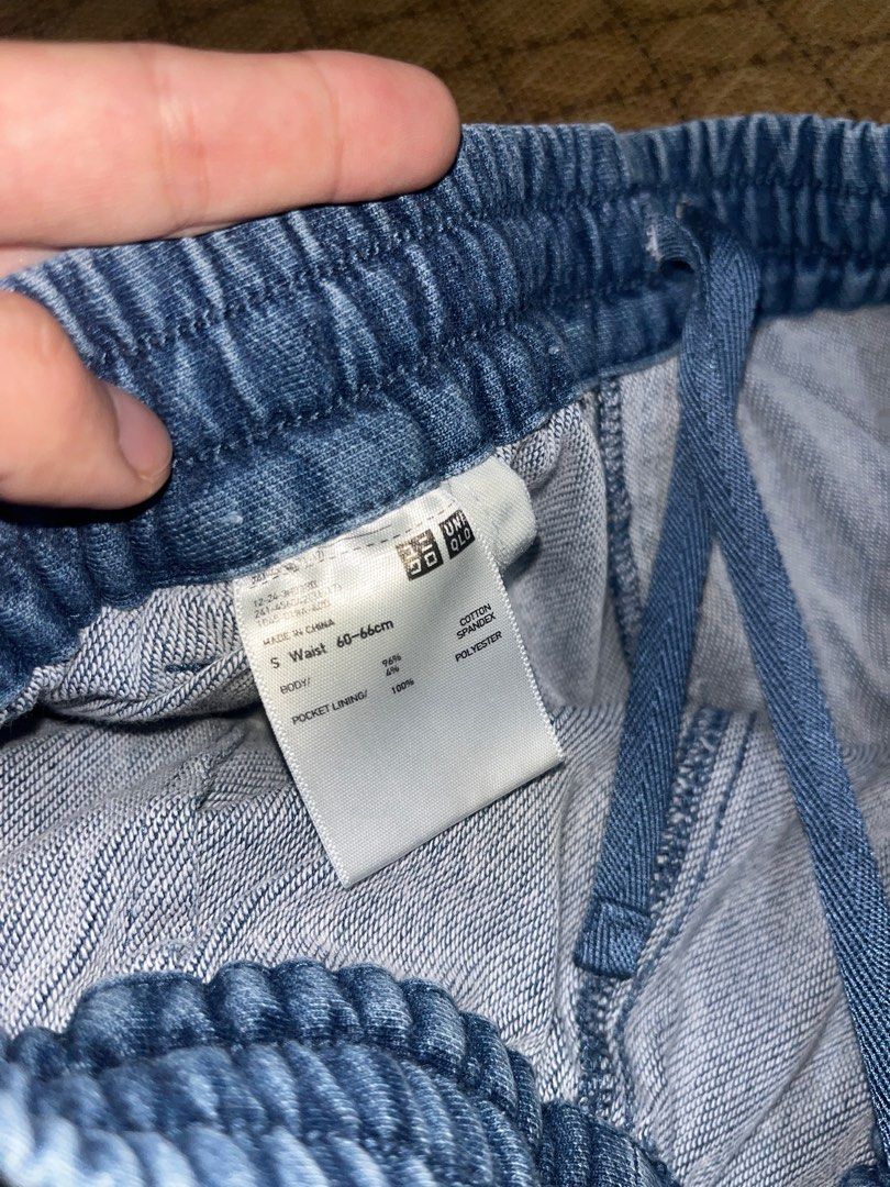 Uniqlo Cotton Denim Pants - SMALL (Category: Jeans) located in Magalang. Submitted by bdclutter (Listing ID 1405825901, Image 3). Description: - Uniqlo Denim Pants - Size: S (Waist: 60-66cm) - Features: Elastic waistband with drawstring 📍Pampanga RFS: decluttering.