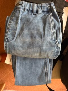 (Category: ) located in . Submitted by tt4598 (Listing ID 1405738650, Image 1). Description: .