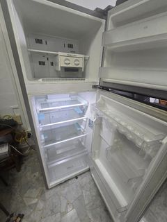 (Category: ) located in . Submitted by thailav (Listing ID 1405739002, Image 1). Description: .