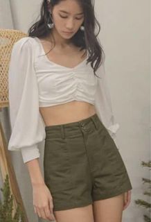 (Category: ) located in . Submitted by activewearonly (Listing ID 1405870363, Image 1). Description: .