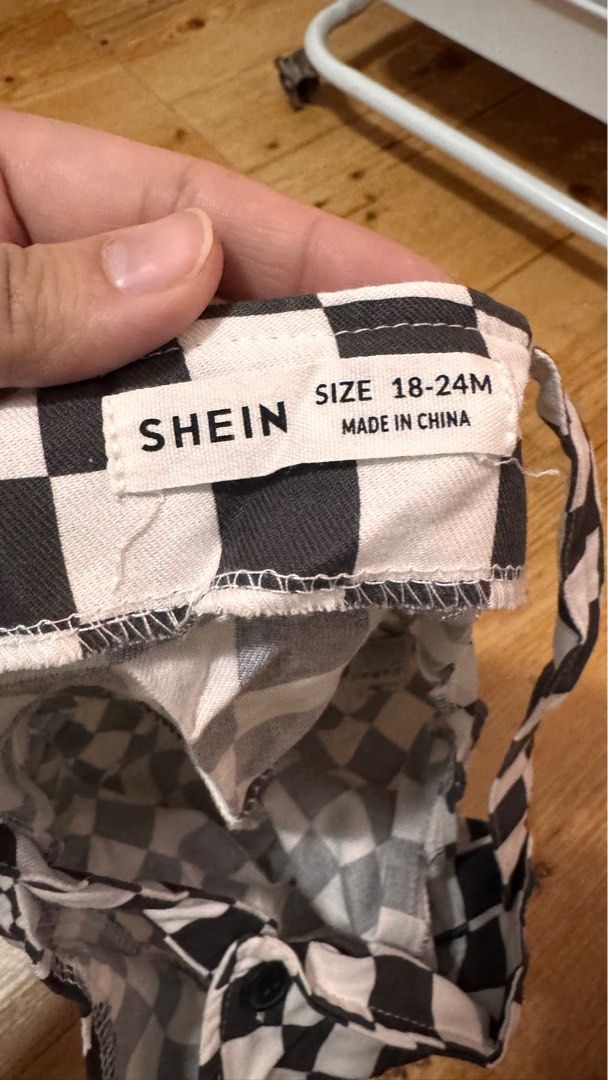 [18-24m] Shein Checkered Overalls/Dungarees (Category: Babies & Kids Fashion) located in Cabuyao City. Submitted by mamamara19 (Listing ID 1406047122, Image 3). Description: - Shein Checkered Overalls/Dungarees - Size: 18-24 months - Stylish black and white checkered pattern - Available for both boys and girls - Meetup locations: Solenad and Uptown Mall (Tuesdays only).