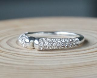 （分類：）位於 。 由 simplexjewellery 提交（商品編號 1405948596，圖片 1）。簡介： 。