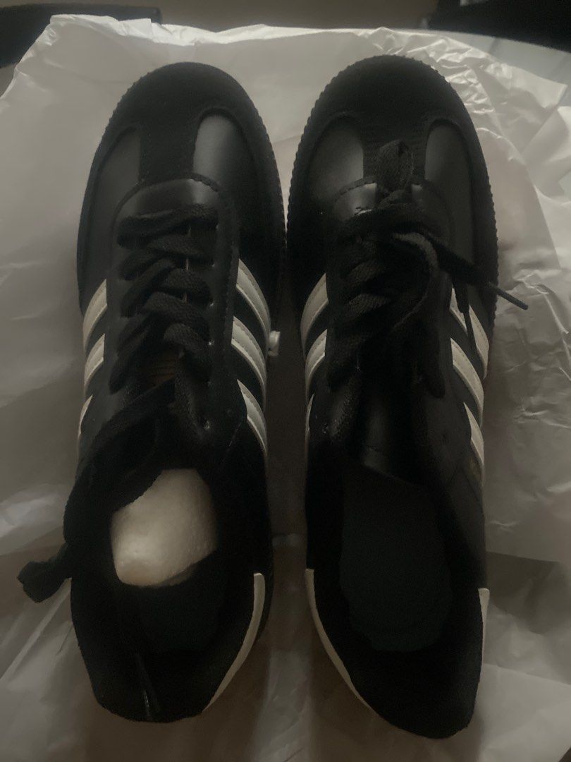 Shoes （分類：波鞋）位於 Hong Kong。 由 clevergem.cefca8 提交（商品編號 1406001021，圖片 2）。簡介： Size available 42。