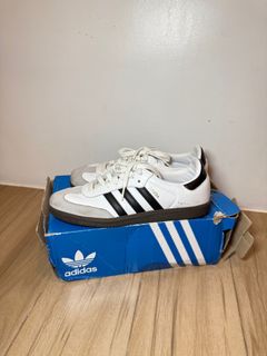 (Category: ) located in . Submitted by Hk1995 (Listing ID 1406050784, Image 1). Description: .