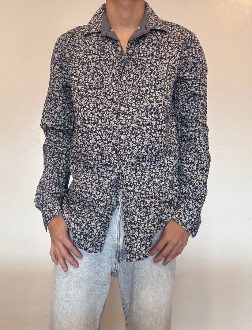 American Eagle Outfitters button-down long sleeves shirt (Category: Tshirts & Polo Shirts ) located in Pasay City. Submitted by traive (Listing ID 1405935607, Image 1). Description: American Eagle slim fit dm for more inquiries:) strictly payment first sf shoulder by buyer ship thru j&t, lalamove, grab.