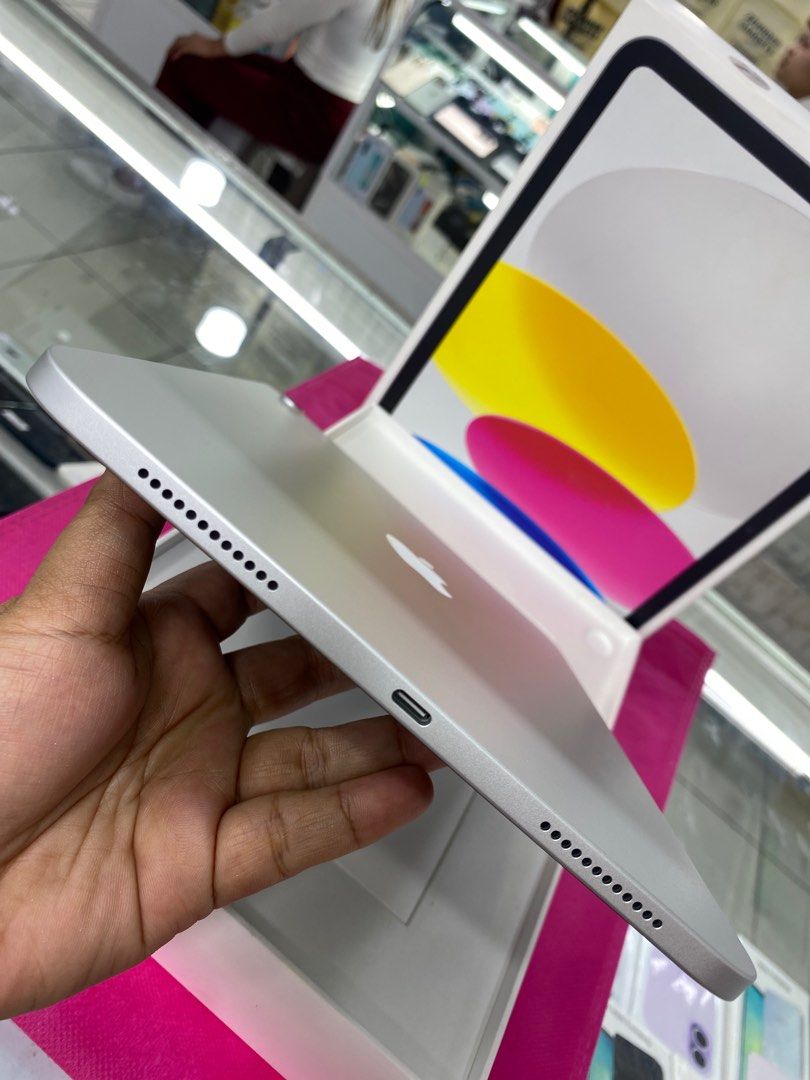 Apple iPad 11th Gen(A16) (Category: iPad) located in San Juan City. Submitted by amyjoysementilla.10 (Listing ID 1406070026, Image 2). Description: Ipad(A16) 11th Generation 128gb 93% Battery Health 210 cycle count Unli check Unli reset Warranty until Aug.2026 No hidden issue No history of repair No apple ID with same serial Box Cash on delivery with our Personal Rider around Metro Manila with SAME DAY DELIVERY. Please expect that the DELIVERY FE