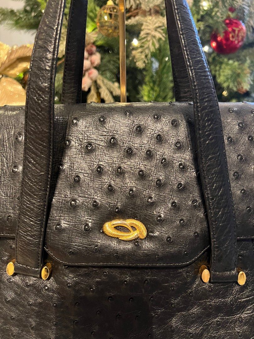 Authentic Ostrich Leather Japan Bag (Category: Luxury Bags & Wallets) located in Bacoor. Submitted by majezticos (Listing ID 1405934596, Image 3). Description: Color: Black Used, in good condition, AUTHENTIC DTI & BIR Registered Business Location : Bacoor, Cavite Disclaimer: All products, names, brands, and logos are the property of their respective owners. Ikibuy PH is an independent platform for buying, and selling authenticated luxury items. W