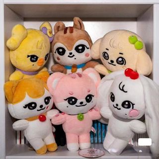 (Category: ) located in . Submitted by hearteustore (Listing ID 1405971840, Image 1). Description: .