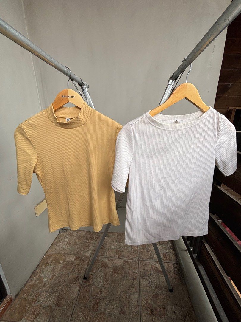 Bundle Uniqlo Ribbed Tops (Category: Shirts) located in Marikina City. Submitted by decluttering__E (Listing ID 1405913624, Image 2). Description: - Uniqlo Ribbed Tops - Size: White Top Medium (M) Yellow Top Large (L) - Includes: - Mustard yellow mock neck top - White top - Features: - Short sleeves.