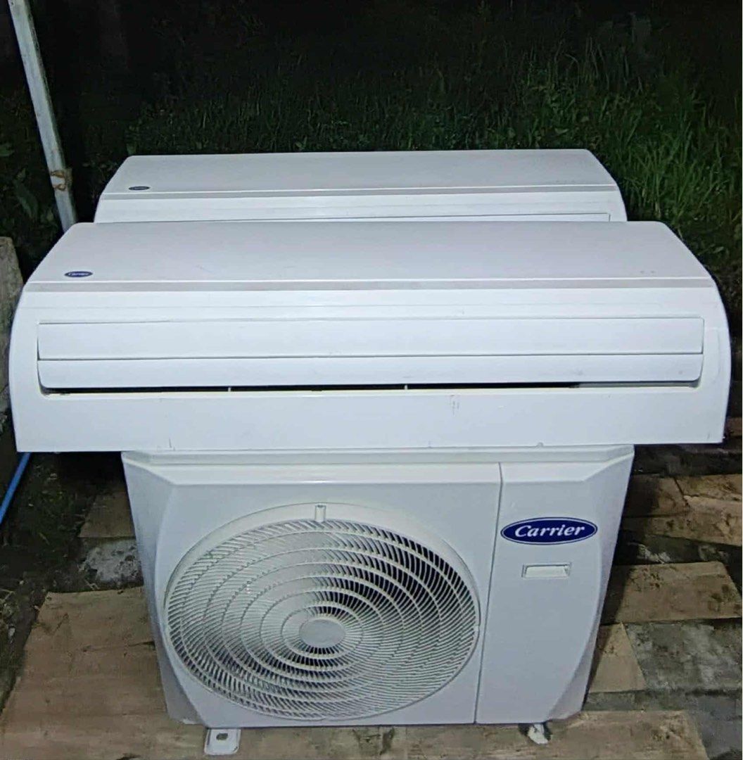 Carrier 3HP Inverter Split type Aircon (Category: Air Conditioning and Heating) located in Manila. Submitted by marquezpa52205 (Listing ID 1406048165, Image 1). Description: - Carrier air conditioning unit - Includes outdoor compressor unit - Includes indoor unit - White color - Features air vent for airflow - Carrier logo visible.