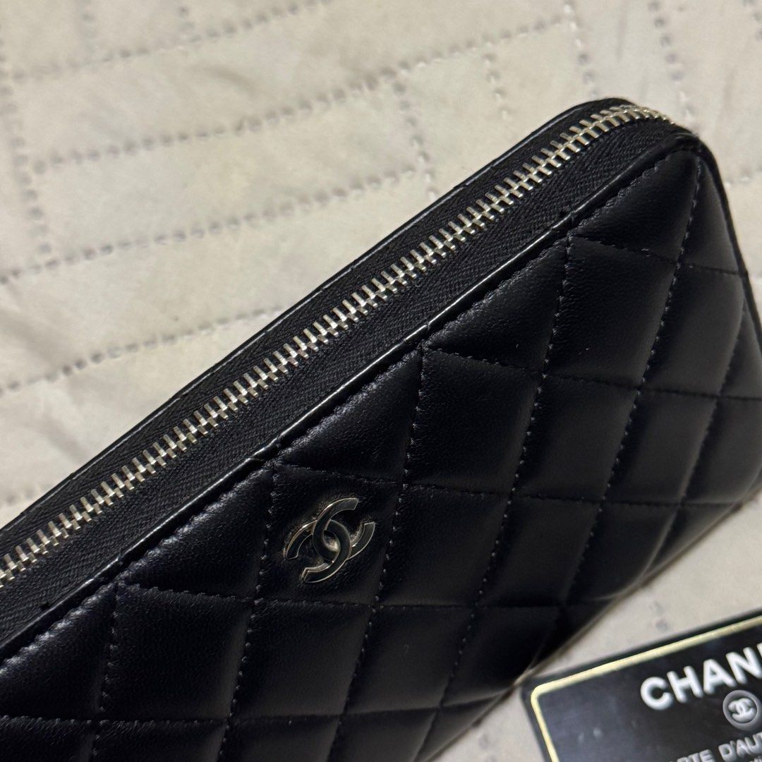 Chanel Long Zip Wallet (Category: Luxury Bags & Wallets) located in Guiguinto. Submitted by secondsbyrad (Listing ID 1405911322, Image 3). Description: Chanel Long Zip Wallet Lambskin With authenticity card and box .