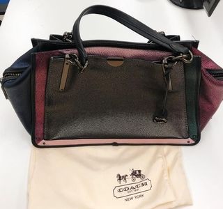 （分類：）位於 。 由 ffam2021 提交（商品編號 1406012608，圖片 1）。簡介： 。