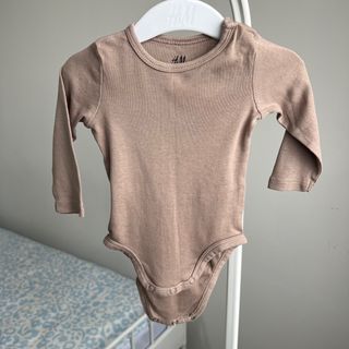 (Category: ) located in . Submitted by shopsxoxo (Listing ID 1405963273, Image 1). Description: .