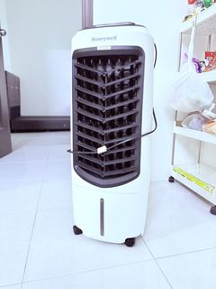 (Category: ) located in . Submitted by hema92 (Listing ID 1406021793, Image 1). Description: .