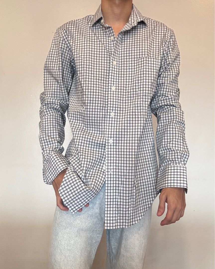 J. Crew button-down long sleeves shirt (Category: Formal Shirts) located in Pasay City. Submitted by traive (Listing ID 1405992376, Image 1). Description: J. Crew 10/10 condition! dm for more inquiries:) strictly payment first sf shoulder by buyer ship thru j&t, lalamove, grab.