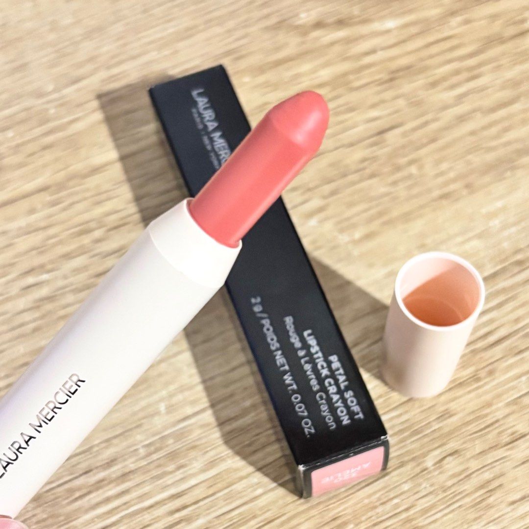 Laura Mercier Petal Soft Lipstick Crayon (Category: Makeup) located in Bulacan. Submitted by onlyseanli (Listing ID 1405986982, Image 3). Description: Laura Mercier Petal Soft Lipstick Crayon in Amélie 𓋰 barely used 𓋰 net weight 2g 𓋰 will sanitize before shipping colors may vary due to lighting, please check the shade before buying ツ 💵: GCash/BPI 🚚: J&T (shipping fee care of buyer).