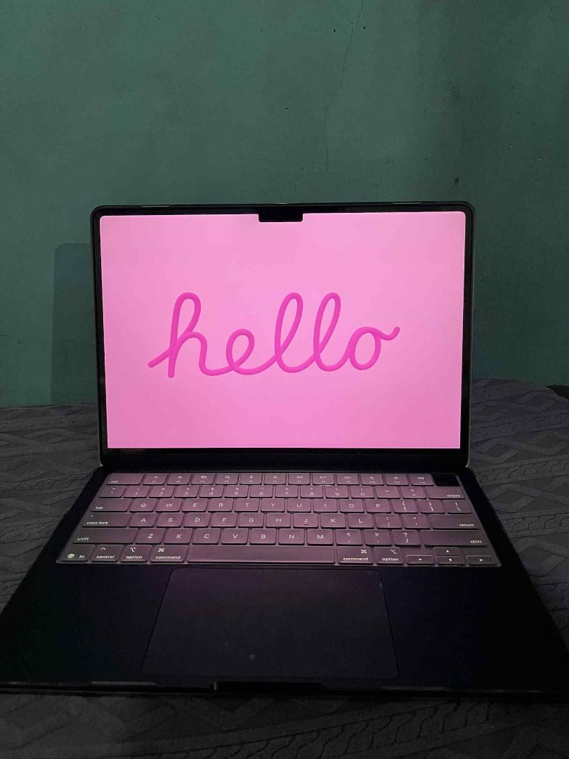 MacBook Air M4 — 13 inches — (Midnight) (Category: Laptops & Notebooks) located in Caloocan City. Submitted by carljayshop (Listing ID 1406098163, Image 2). Description: FOR SALE: MacBook Air M4 — 13 inches — (Midnight) — Excellent Condition Details: • Model: MacBook Air • Screen Size: 13 inches • Color: Midnight • Processor: Apple M4 chip • Storage: 256 GB • RAM: 16 GB / 8-core GPU • Battery Health: Normal-100% • Condition: 100% smooth / No dent
