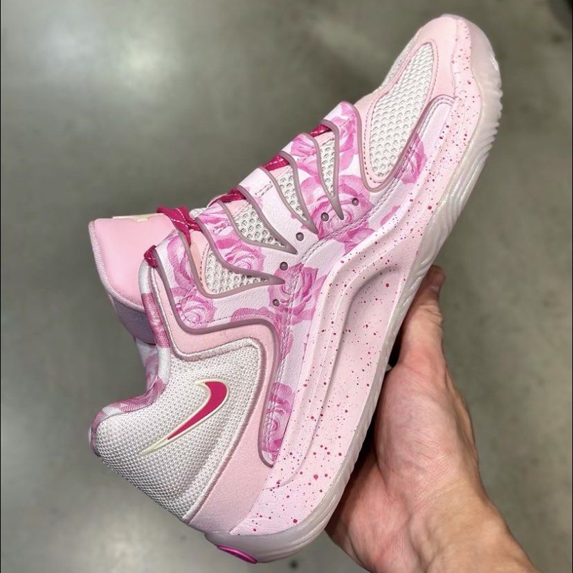 Nike KD 18 Aunt Pearl (Category: Sneakers) located in Manila. Submitted by solefindsphilippines (Listing ID 1405975534, Image 2). Description: ❗️SALE: 5,499 pesos only❗️ ❌SRP: 9,095❌ Nike KD 18 Aunt Pearl Available Sizes: 8/ 8.5/ 9/ 9.5/ 10/ 10.5/ 11/ 12 Men’s Brand new All of our items are 100% Authentic/ Legit/ Original How to Order? Message us now!📩 Follow us on FB, IG and Tiktok: @SoleFindsPhilippines #nike #nikeph #nikebasketball #kd18 #kev