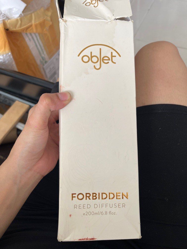 OBJET FORBIDDEN REED DIFFUSER (Category: Home Fragrance) located in Shah Alam. Submitted by byyukadavila (Listing ID 1405974806, Image 1). Description: Clearing my house. Bought long time ago. Sealed. .