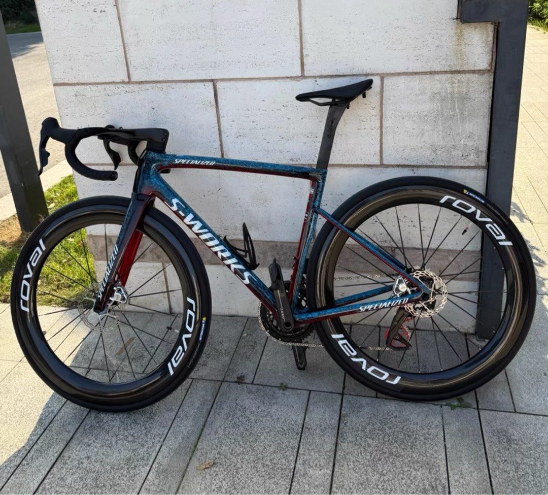 Roval Rapide CLX Sprint Wheelset (Used) | White Logo | Front + Rear (Category: Parts & Accessories) located in Singapore. Submitted by echocycling (Listing ID 1405926829, Image 1). Description: 📌 Description Used Roval Rapide CLX Sprint carbon wheelset — front and rear included. This is the sought-after Sprint series, known for its exceptional lateral stiffness, pro-level responsiveness, and aerodynamic efficiency. White logo edition, clean cond