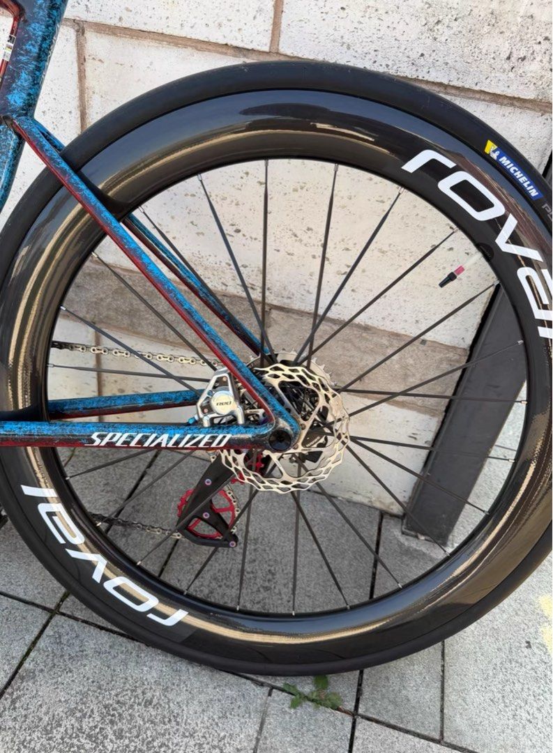 Roval Rapide CLX Sprint Wheelset (Used) | White Logo | Front + Rear (Category: Parts & Accessories) located in Singapore. Submitted by echocycling (Listing ID 1405926829, Image 3). Description: 📌 Description Used Roval Rapide CLX Sprint carbon wheelset — front and rear included. This is the sought-after Sprint series, known for its exceptional lateral stiffness, pro-level responsiveness, and aerodynamic efficiency. White logo edition, clean cond